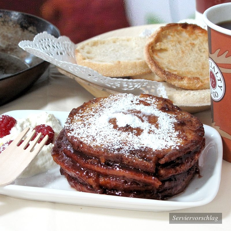 Dosen Bistro Pancakes with Strawberry Jam (280g) Dosen Bistro Pancakes with Strawberry Jam (280g)